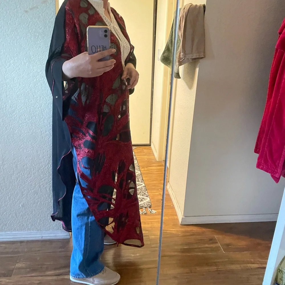 Red and Black Sheer Floral Kimono Wrap - Picture 9 of 9